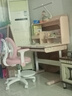 佩奇狀元學(xué)習桌兒童寫(xiě)字桌實(shí)木6-18歲專(zhuān)用書(shū)桌椅一套可升降小學(xué)生桌子課桌 光譜燈【M9陽(yáng)光桌】+星辰椅粉色 100cm 曬單實(shí)拍圖
