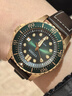 西鐵城（CITIZEN）手表ME彩系列潛水款不銹鋼時(shí)尚商務(wù)運動(dòng)潛水男表 NJ0173-18X綠盤(pán)小牛皮表帶 曬單實(shí)拍圖