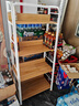 超市貨架多層置物架落地書(shū)架家用易臥室儲物架收納零食梯形貨架 【4層】橡膠木色60cm 曬單實(shí)拍圖