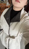 俏聞（QIAOWEN）風(fēng)衣女中長(cháng)款2026春季新款高端韓版時(shí)尚撞色拼接立領(lǐng)秋季收腰大衣 米杏色【高端品質(zhì)】面料升級版 M 建議【115-125】 曬單實(shí)拍圖