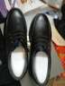 奧康（Aokang）官方男士商務(wù)通勤系帶舒適休閑皮鞋透氣西裝牛皮鞋爸爸 黑色 41 曬單實(shí)拍圖