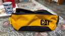 卡特（CAT）腰包胸包潮流小包手機便攜包斜挎個(gè)性運動(dòng)男女 黃 83615 禮物 曬單實(shí)拍圖