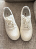 百麗（Belle）簡(jiǎn)約百搭小白鞋女2026春新舒適厚底純色板鞋B3058AM6 米白 37 曬單實(shí)拍圖