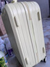 稻草人子母行李箱28寸大容量女拉桿箱2026新款20學(xué)生結實(shí)耐用旅行密碼箱 貝殼白/子母款【升級超靜音溜冰輪加厚耐用】 20寸Max可登機箱 多裝20%前置掛鉤+杯架+USB-C雙充電口 曬單實(shí)拍圖