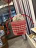 CHARLES&KEITH鏤空編織抽繩手提斜挎水桶包生日禮物CK11-10782618 Gingham Red紅色/白色 R 曬單實(shí)拍圖