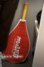 威爾勝（Wilson）官方RETRO尼龍硬挺刺繡LOGO金屬拉鏈單支網(wǎng)球拍套挎包 WU00004431RDB-射線(xiàn)紅 曬單實(shí)拍圖