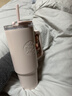 星巴克（Starbucks）經(jīng)典系列晶粉款不銹鋼杯900ml冰霸杯泡茶杯吸管杯情人節禮物 曬單實(shí)拍圖