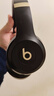 beats Solo 4 無(wú)線(xiàn)頭戴式藍牙耳機【新年禮物】空間音頻 無(wú)損音頻 兼容蘋(píng)果安卓系統 - 黑金色 曬單實(shí)拍圖