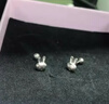 芯奢S999足銀兔子螺絲耳釘女兒童紐扣防掉防敏養耳洞純銀飾品免摘耳骨 s999足銀兔子螺絲耳釘一對 曬單實(shí)拍圖