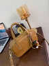 CinvaiKrose小c&k包包女包高級感保齡球包包女2026新款單肩斜挎包手提包 棕色Brown【贈掛飾】 曬單實(shí)拍圖