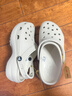 卡駱馳（crocs）女鞋厚底云朵洞洞鞋戶(hù)外休閑時(shí)尚一腳蹬沙灘鞋 206750-2Y2 37-38 曬單實(shí)拍圖