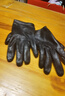 真皮手套男薄款秋冬季保暖修手開(kāi)車(chē)騎行觸屏頭層羊皮商務(wù)時(shí)尚打孔 黑色 100%真皮 L 曬單實(shí)拍圖