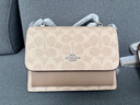蔻馳（COACH）【品牌直供】新年禮物女士小號印花風(fēng)琴包斜挎包CW206 曬單實(shí)拍圖