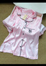 維多利亞的秘密 楊冪同款 維密宅度假系列水光綢印花短袖睡衣套裝家居服可外穿 5AQA桃粉鎏金-短袖長(cháng)褲 11262801 M 曬單實(shí)拍圖