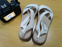 紅蜻蜓媽媽涼鞋夏季羊皮軟底舒適中老年一字帶涼鞋WJK25865米白39 曬單實(shí)拍圖