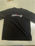 VETEMENTS浪漫浮雕 26年新款潮流手寫(xiě)體logo短袖t恤輕奢高端發(fā)泡印花半袖 黑色 M 曬單實(shí)拍圖