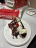 味多美 新鮮蛋糕 生日蛋糕  水果蛋糕 同城配送 經(jīng)典黑森林蛋糕 巧克力味蛋糕+黑櫻桃?jiàn)A心 15cm 曬單實(shí)拍圖
