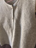 格嵐祺馬甲女春秋新款時(shí)尚減齡針織馬甲背心女氣質(zhì)開(kāi)衫無(wú)袖上衣女馬甲 米灰色 單排扣 均碼 建議80-130斤 曬單實(shí)拍圖
