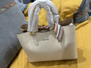 皮爾卡丹（pierre cardin）女包手提單肩斜挎包通勤出行媽媽包婦女節生日好禮 米色 禮盒款 曬單實(shí)拍圖