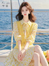 可茵（Keyin）連衣裙女裝套裝2026年春秋穿搭一整套絕美小個(gè)子黃色馬甲碎花裙子 馬甲+連衣裙 M 曬單實(shí)拍圖