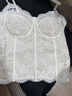 法式性感蕾絲吊帶秋冬修身顯瘦磨毛保暖背心女內搭帶胸墊抹胸上衣 米白 M （80-110斤） 曬單實(shí)拍圖