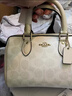 蔻馳（COACH）【品牌直供】女士小號單肩斜挎包c(diǎn)ity15托特包PVC配皮送女友禮 CW032IMXU5白色 曬單實(shí)拍圖