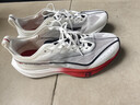 鴻星爾克絕塵5專(zhuān)業(yè)無(wú)碳板競訓跑鞋26春夏季新款體考體測緩震跑步鞋運動(dòng)鞋 【紅色領(lǐng)跑-馬年限定】微晶白/亮銀/正黑  -男 42 曬單實(shí)拍圖