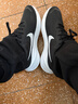 耐克NIKE男子跑步鞋REVOLUTION 7運動(dòng)鞋FB2207-001黑白42 曬單實(shí)拍圖