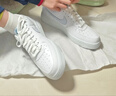耐克（NIKE）官方空軍一號AIR FORCE 1女子運動(dòng)鞋膠底板鞋透氣HV2511 100白/足球灰/愛(ài)琴海風(fēng)暴藍 38.5 曬單實(shí)拍圖