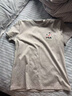 FILA 斐樂(lè )官方女子針織短袖T恤2026春季時(shí)尚休閑小貓刺繡圓領(lǐng)上衣 曬單實(shí)拍圖