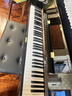 雅馬哈（YAMAHA）U1H日本原裝進(jìn)口二手立式鋼琴U3H 家用專(zhuān)業(yè)兒童初學(xué)者鋼琴考級舞臺演奏機械實(shí)木真鋼琴U2H雅馬哈 UX-1[121CM 專(zhuān)業(yè)演奏 380萬(wàn)號帶銅牌 曬單實(shí)拍圖