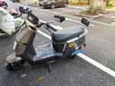 新日電動(dòng)摩托車(chē)72V38Ah石墨烯電池長(cháng)續航電摩1200W大電機智能電動(dòng)車(chē)通勤代步外賣(mài)兩輪電瓶車(chē) 隕石灰 72V38Ah 曬單實(shí)拍圖