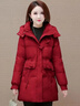 鳶諾2025冬季新款牛角扣羽絨服女連帽收腰保暖中長(cháng)款白鴨絨外套時(shí)尚潮 紅色 M 建議130-160斤 曬單實(shí)拍圖