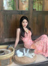 啄木鳥(niǎo)2026法式甜美粉色碎花吊帶洋裝女夏季新款氣質(zhì)收腰無(wú)袖度假風(fēng)長(cháng)裙 粉色【高品質(zhì)】 M 曬單實(shí)拍圖
