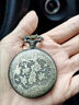 古風(fēng)懷表復古翻蓋吊墜男款學(xué)生女孩精致兒童小型機械項鏈石英手表 玫瑰花紋 曬單實(shí)拍圖