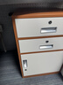 鋼制矮柜辦公室桌下帶抽屜儲物小活動(dòng)柜子資料柜帶鎖文件柜鐵皮柜 高650咖白二抽一門(mén) 0.5mm 曬單實(shí)拍圖