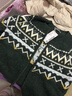 UR2025冬季新款女裝復古幾何圖案雙拉鏈針織開(kāi)衫UYL950136+ 曬單實(shí)拍圖