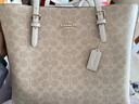 蔻馳（COACH）女士Mollie系列經(jīng)典老花單肩手提包大容量托特包送女生禮物 淺卡其色CV967IMXDM 禮物 曬單實(shí)拍圖
