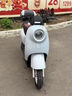 綠源（Luyuan）電動(dòng)摩托車(chē)M7U74公里長(cháng)續航60V5塊鉛酸電池大動(dòng)力1000W電機電瓶車(chē)代步通勤女性孩生士奶油白 曬單實(shí)拍圖