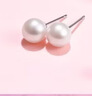 周大生【生日禮物】淡水珍珠耳釘925銀耳飾簡(jiǎn)約送女友珠徑約4-4.5mm 曬單實(shí)拍圖