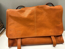 裘真【宋佳同款】植鞣羊皮信使漫郵包松弛大容量通勤休閑郵差包女 焦糖色-大號 曬單實(shí)拍圖
