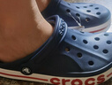 卡駱馳（CROCS）洞洞鞋貝雅卡駱班輕便耐磨一腳蹬休閑鞋|205089 深藍/辣椒紅-4CC 43 (270mm) 曬單實(shí)拍圖