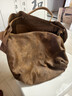 裘真008水桶包女斜挎通勤大容量真皮復古小眾植鞣牛皮包包 大象灰-大號 曬單實(shí)拍圖