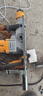 沖擊鉆打孔支架手動(dòng)伸縮上升電錘打孔支架吊頂值筋安裝電錘支架 2－4.7米 加厚 收縮后1.6米 曬單實(shí)拍圖