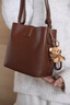 稻草人包包女包2026新款時(shí)尚水桶包簡(jiǎn)約通勤手提包斜挎包生日禮物送女友 棕色 曬單實(shí)拍圖