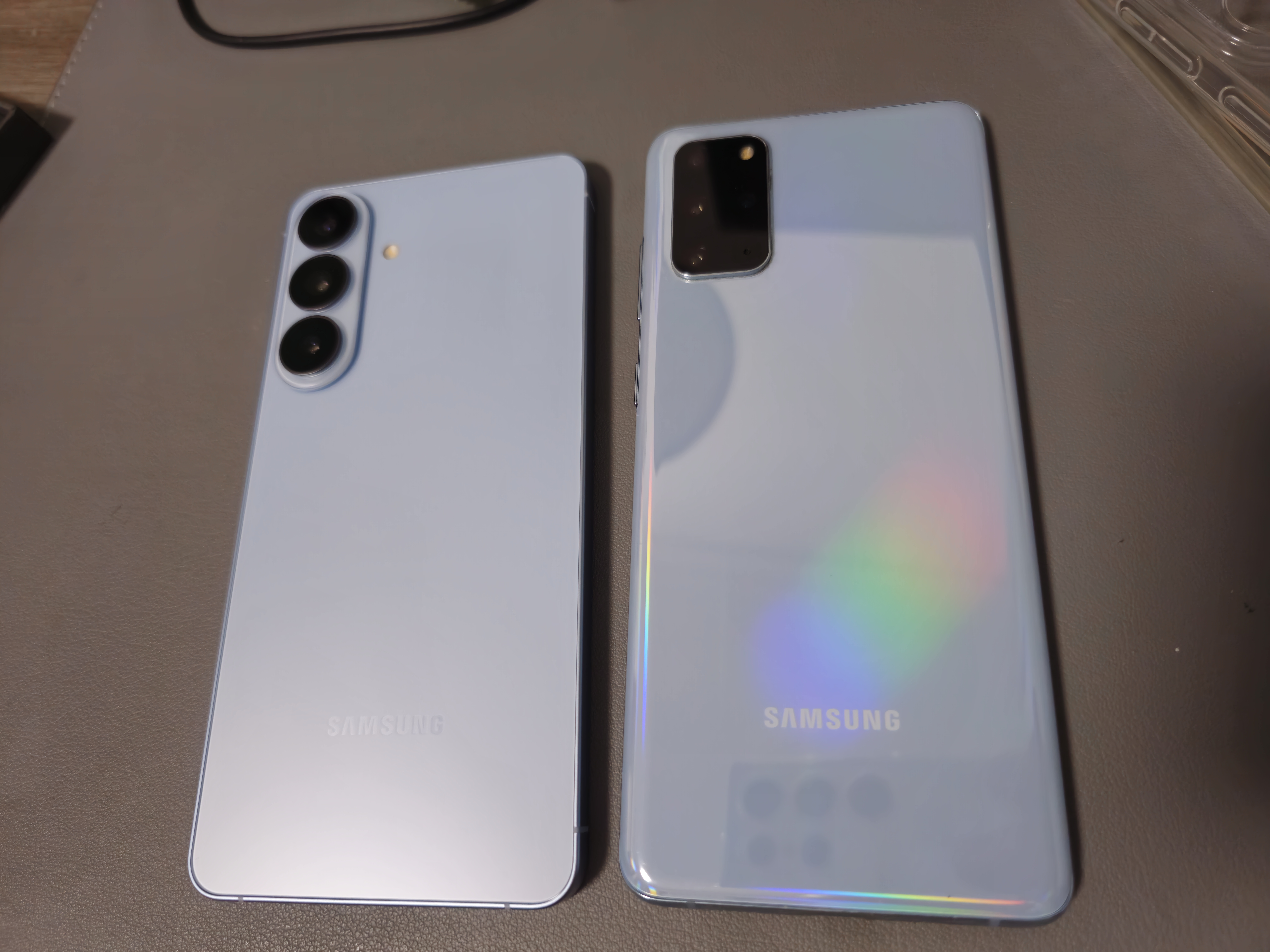 三星Galaxy S26+ AI手機 第五代驍龍8至尊版 游戲手機 2K超清屏拍照手機 政府補貼 12+512GB 淺云藍 曬單實(shí)拍圖