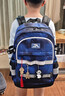 安踏書(shū)包飛魚(yú)4.0兒童小學(xué)生雙肩包2025年秋季新款平衡減壓男女童背包 【飛魚(yú)4.0】滿(mǎn)印藏青-6 均碼【通用】 曬單實(shí)拍圖