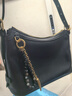 直見(jiàn)一撇小糯hobo大號頭層奶牛皮通勤斜挎斜腋下餃包 小號 黑金+飛墨掛飾 小糯植鞣皮 曬單實(shí)拍圖