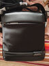 新秀麗（Samsonite）【京東奧萊】斜挎包精品男士單肩包超纖挎包時(shí)尚男包休閑實(shí)用 黑色 曬單實(shí)拍圖