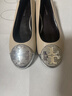Tory Burch  湯麗柏琦 CLAIRE 密鑲芭蕾低跟鞋TB 166108 淺咖色/銀色 020 35.5 5 曬單實(shí)拍圖